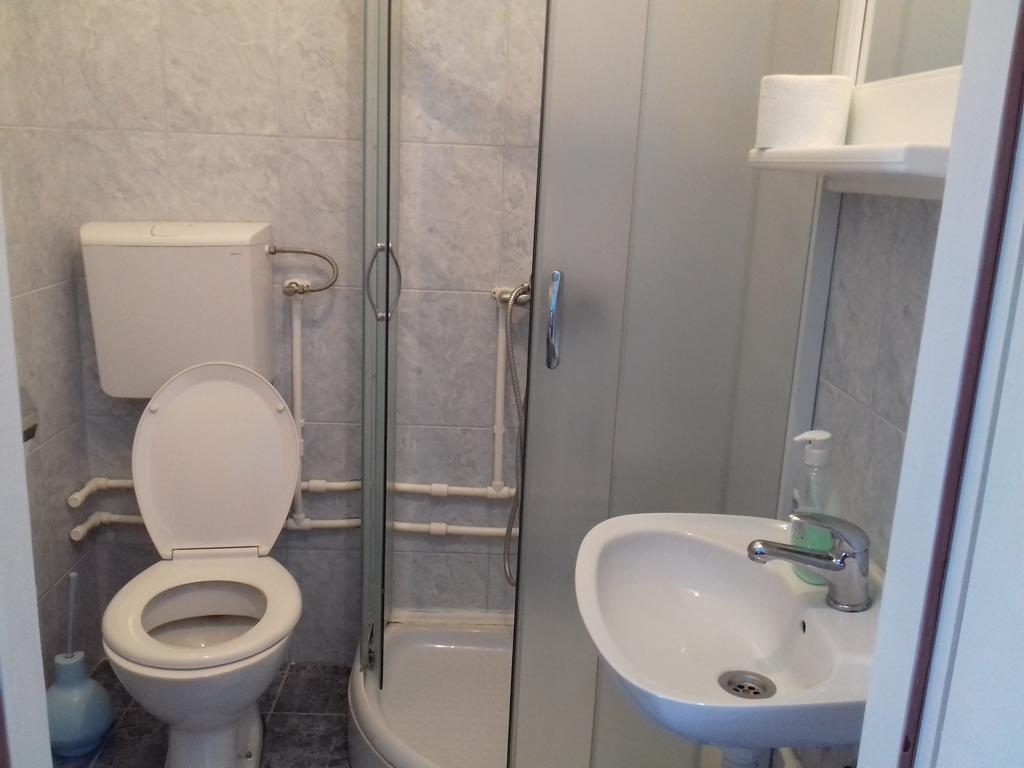 Country house Dunjin Rogljevo