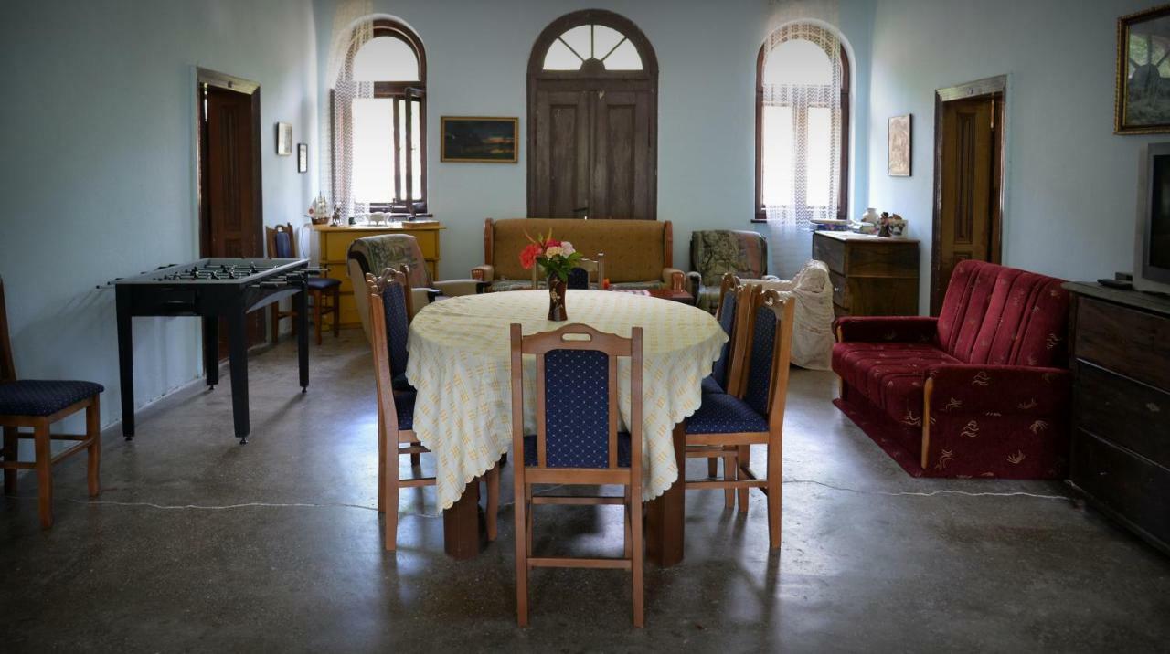 Dunjin Country house